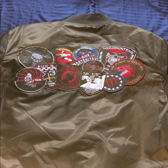 A nice jacket - Picture 3 of 3